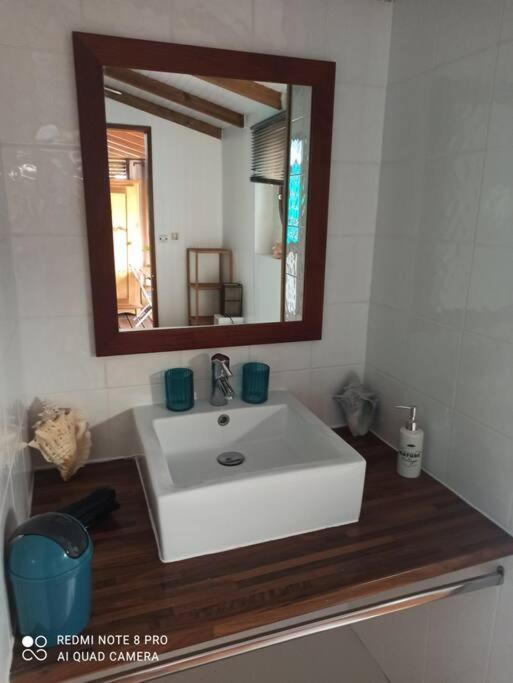 סנט-לוס Ti-Case Appartement Jacuzzi A 100M De La Plage מראה חיצוני תמונה