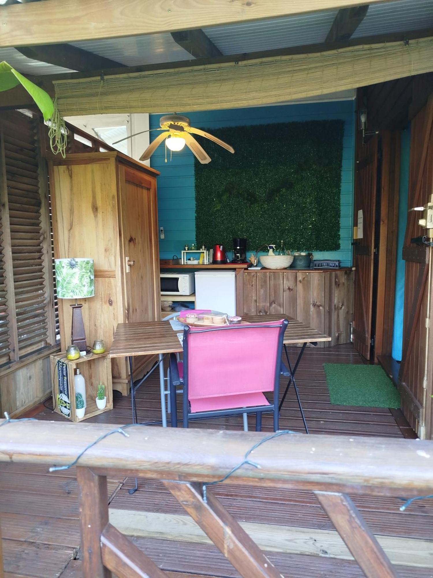 סנט-לוס Ti-Case Appartement Jacuzzi A 100M De La Plage מראה חיצוני תמונה